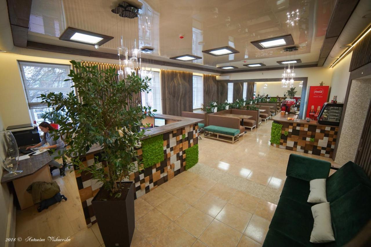 Coin Apartments & Poshtel Chernivtsi Exterior photo